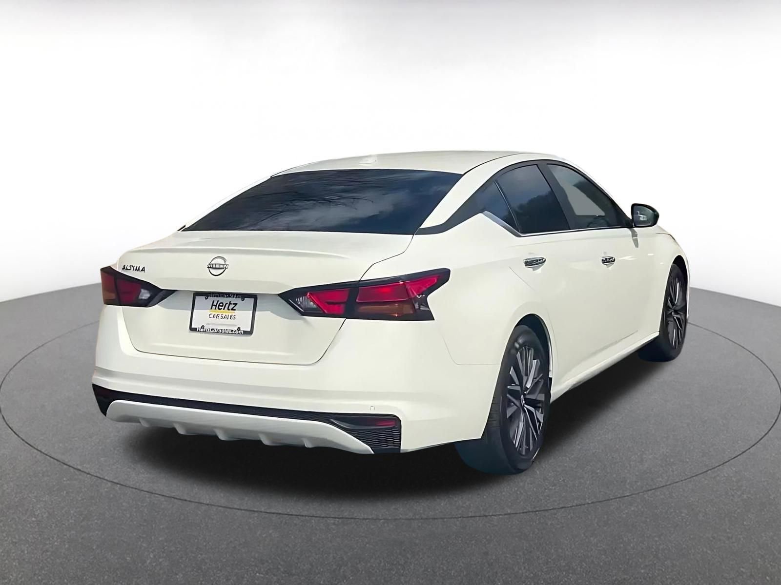 Thumbnail: 2025 Nissan Altima - 14