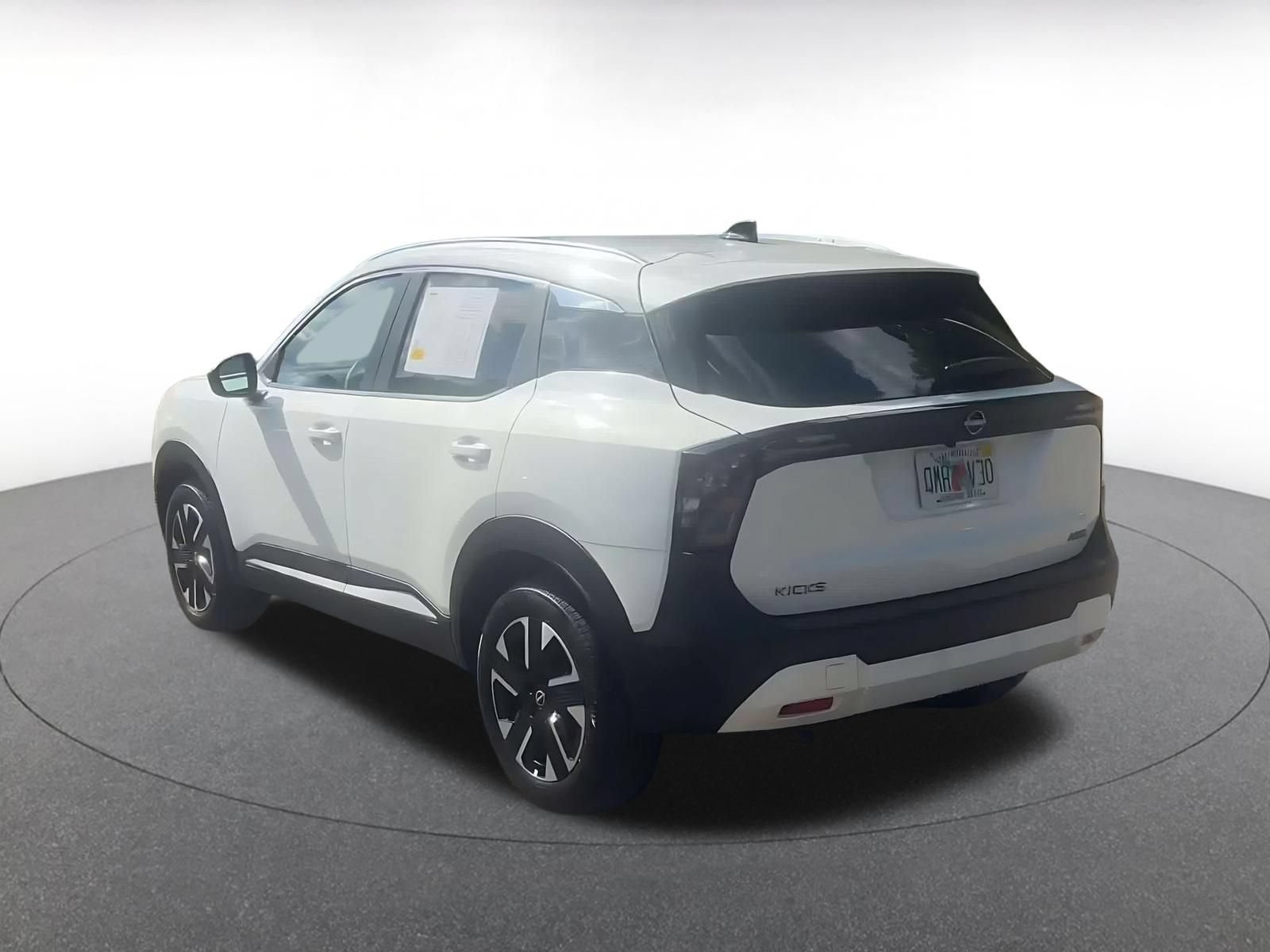 Thumbnail: 2026 Nissan Kicks - 10
