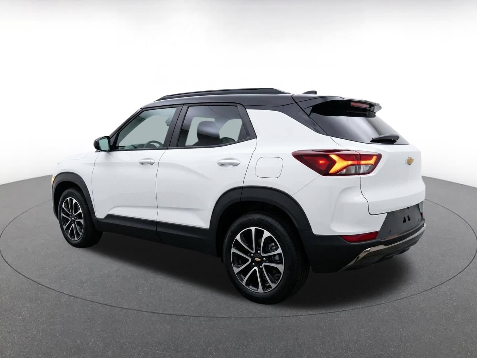 Thumbnail: 2025 Chevrolet TrailBlazer - 6