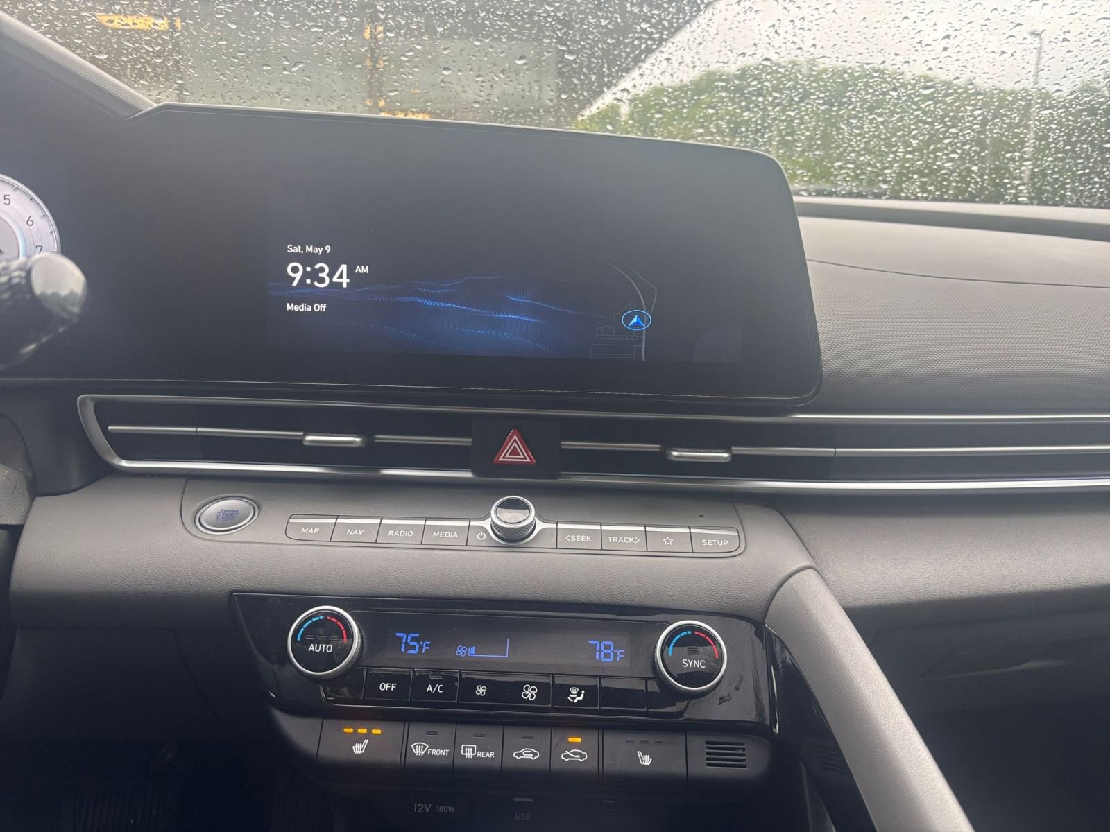 Thumbnail: 2025 Hyundai Elantra - 17