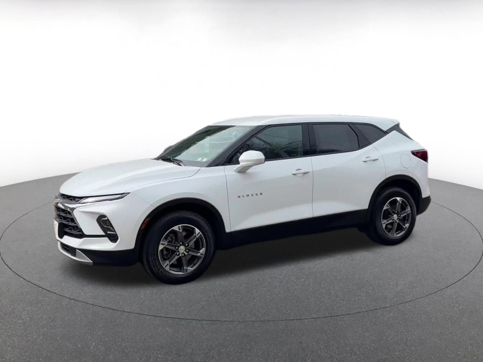 Thumbnail: 2025 Chevrolet Blazer - 8