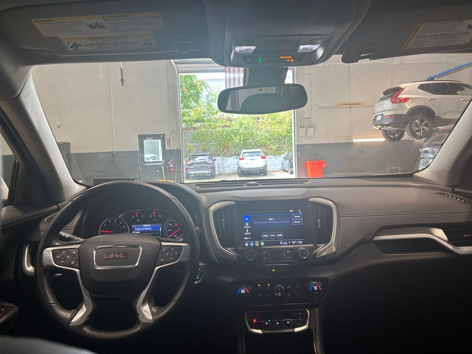 Thumbnail: 2024 GMC Terrain - 33