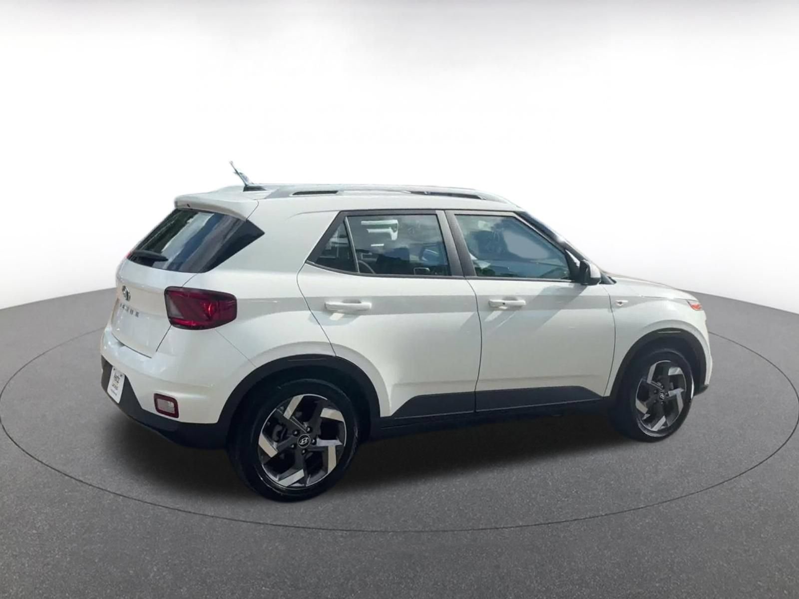 Thumbnail: 2026 Hyundai Venue - 13