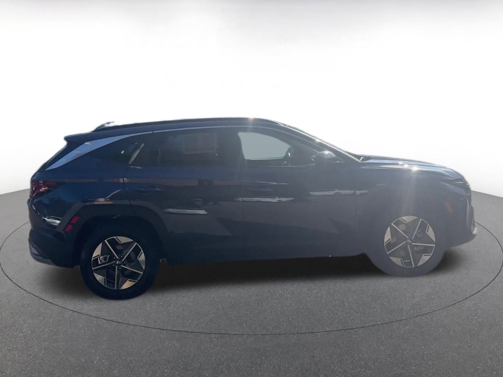 Thumbnail: 2025 Hyundai Tucson - 16