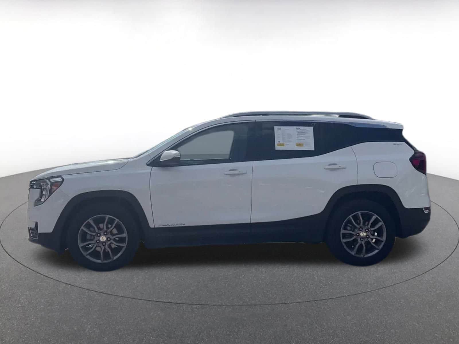 Thumbnail: 2024 GMC Terrain - 8