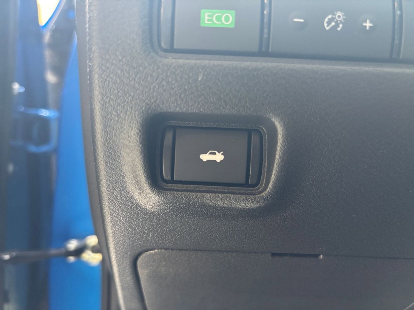 Thumbnail: 2025 Nissan Sentra - 22