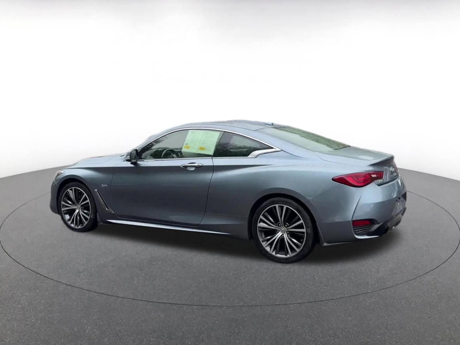 Thumbnail: 2018 INFINITI Q60 - 10