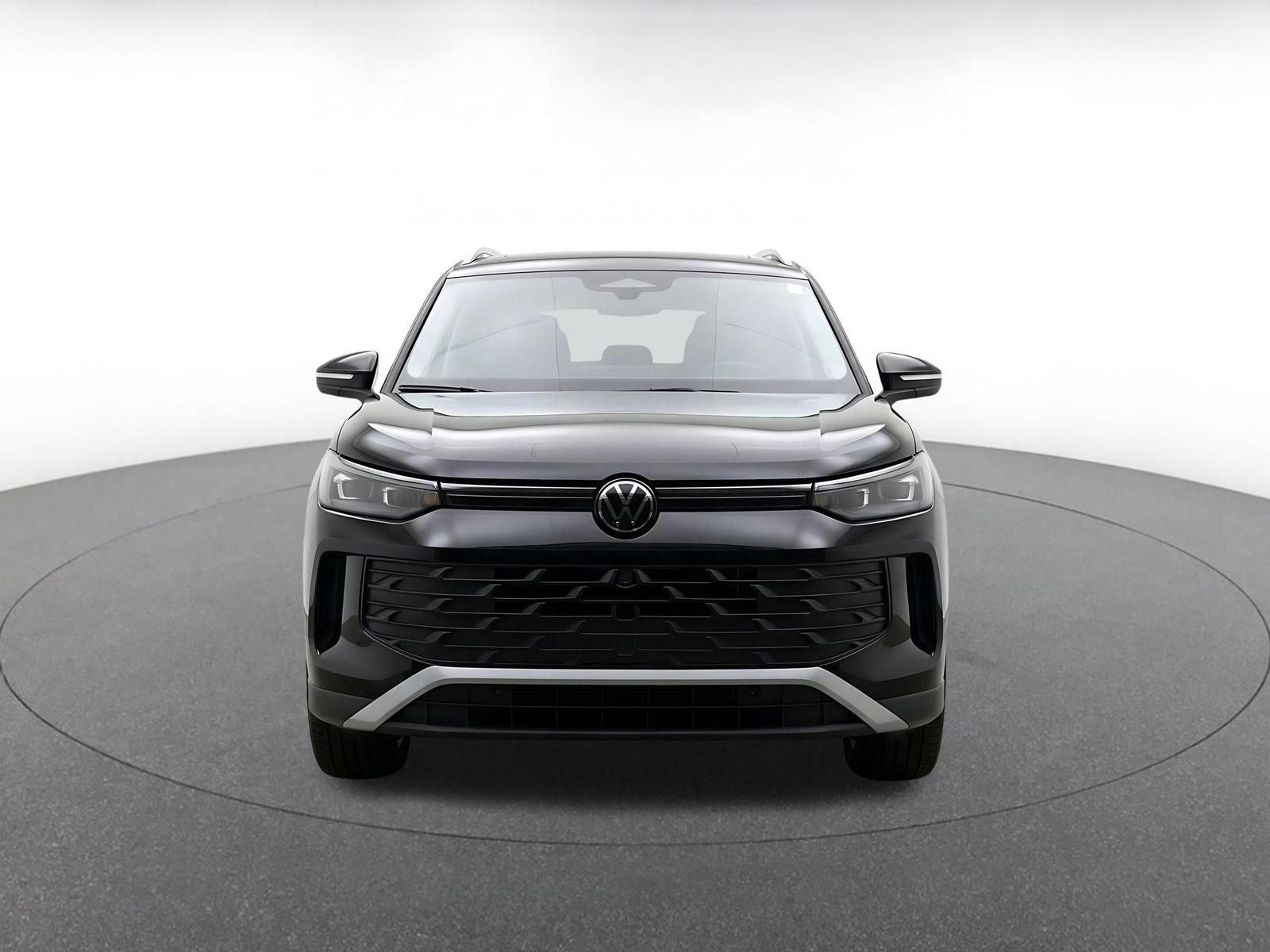 Thumbnail: 2026 Volkswagen Tiguan - 2