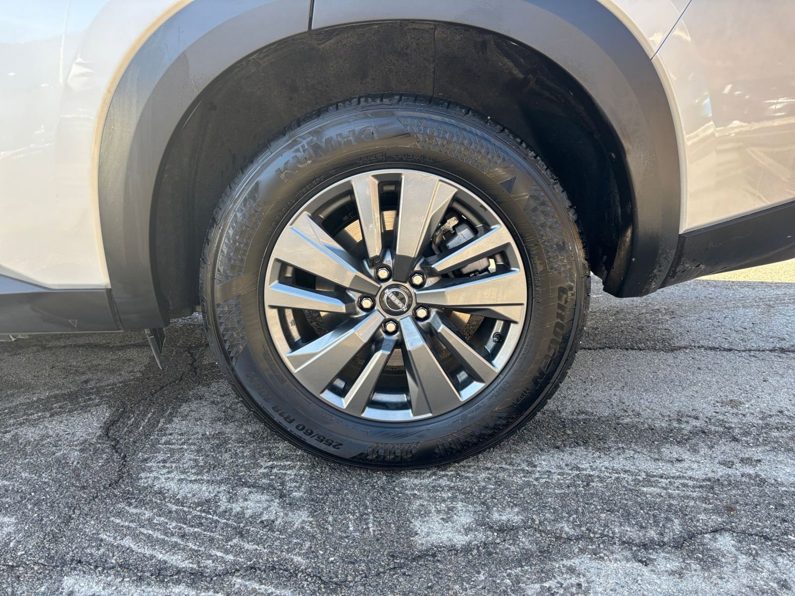 Thumbnail: 2025 Nissan Pathfinder - 32