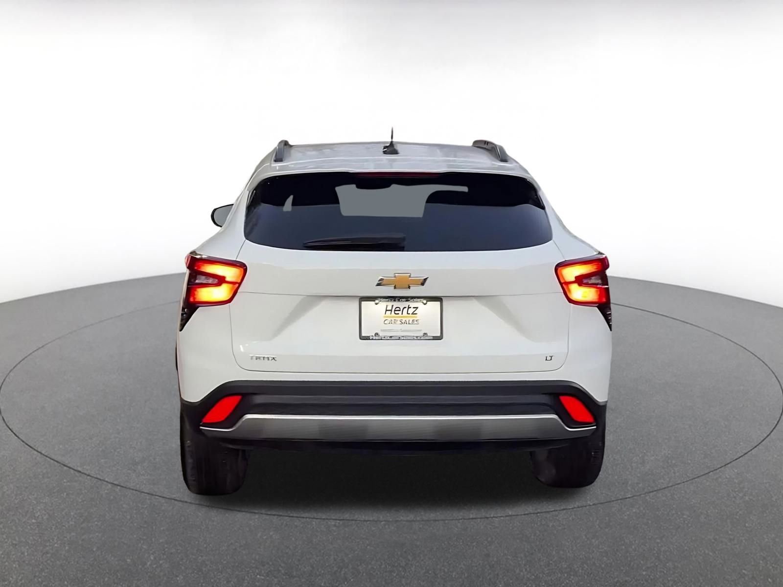 Thumbnail: 2025 Chevrolet Trax - 12