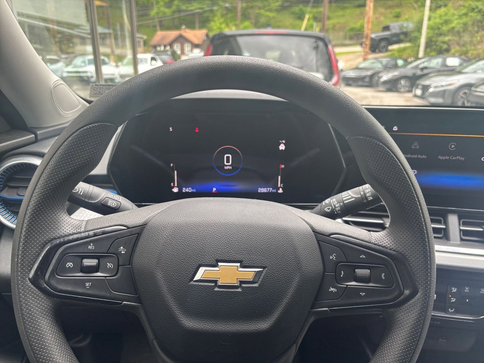 Thumbnail: 2025 Chevrolet Trax - 28
