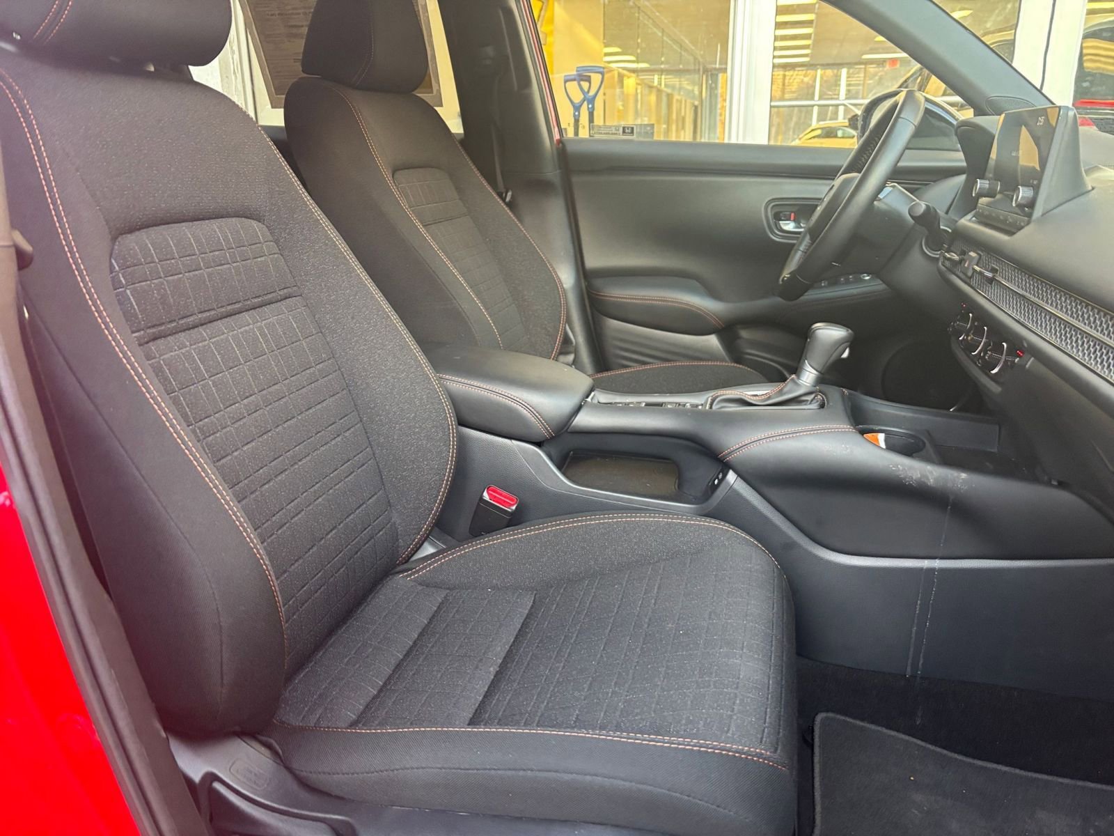 Thumbnail: 2025 Honda HR-V - 24