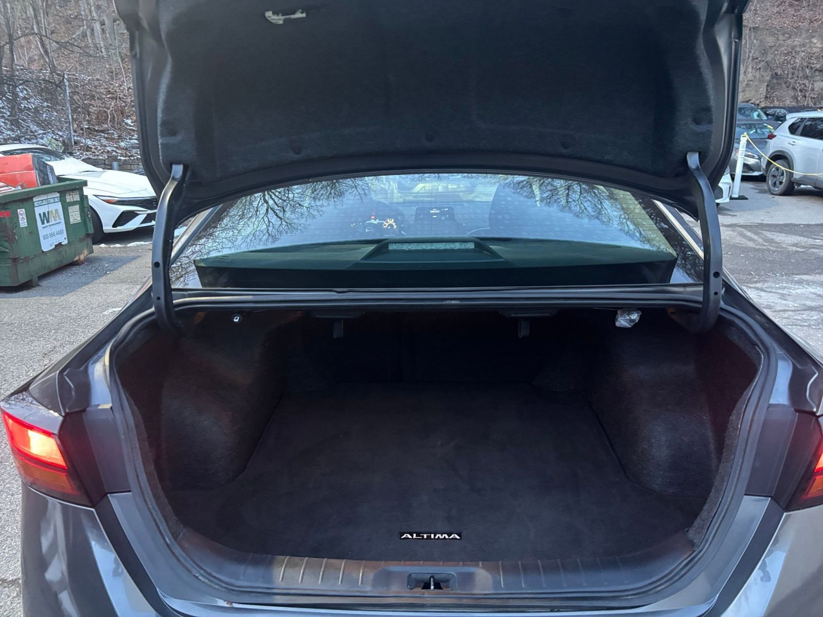 Thumbnail: 2025 Nissan Altima - 32