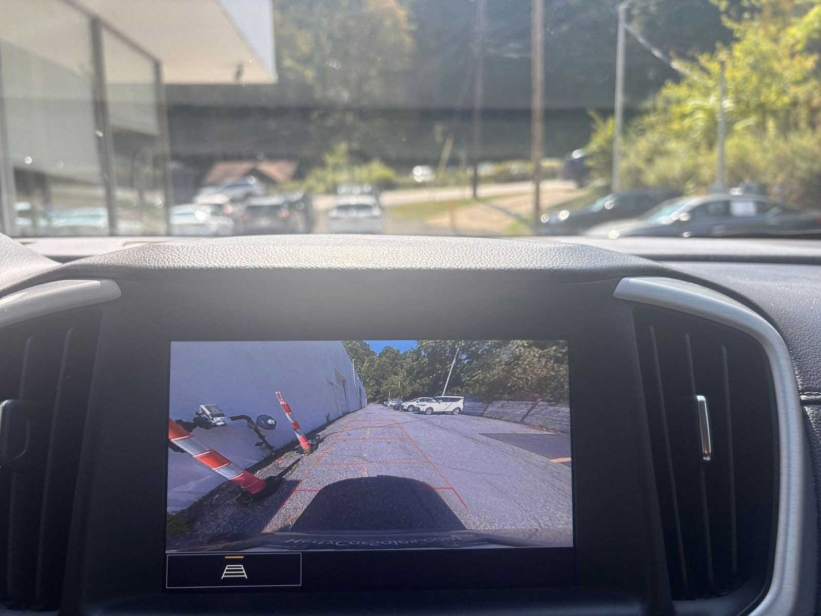 Thumbnail: 2024 GMC Terrain - 17