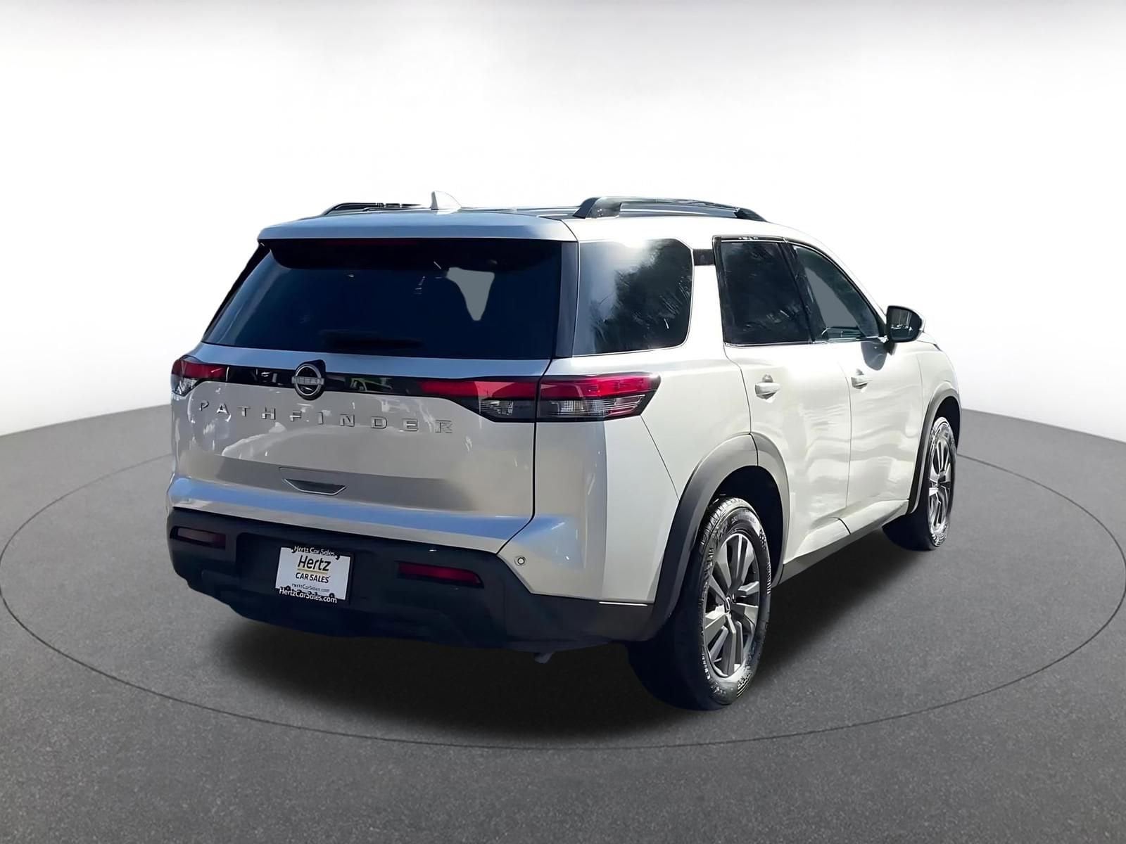 Thumbnail: 2025 Nissan Pathfinder - 14