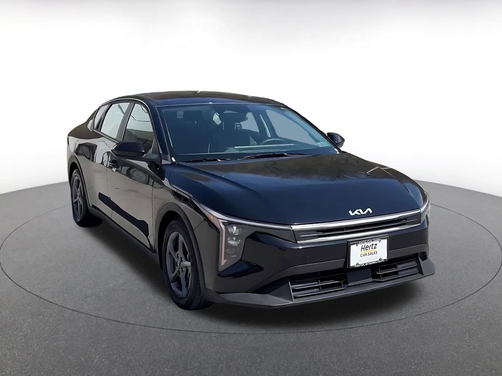 Thumbnail: 2025 Kia K4 - 3