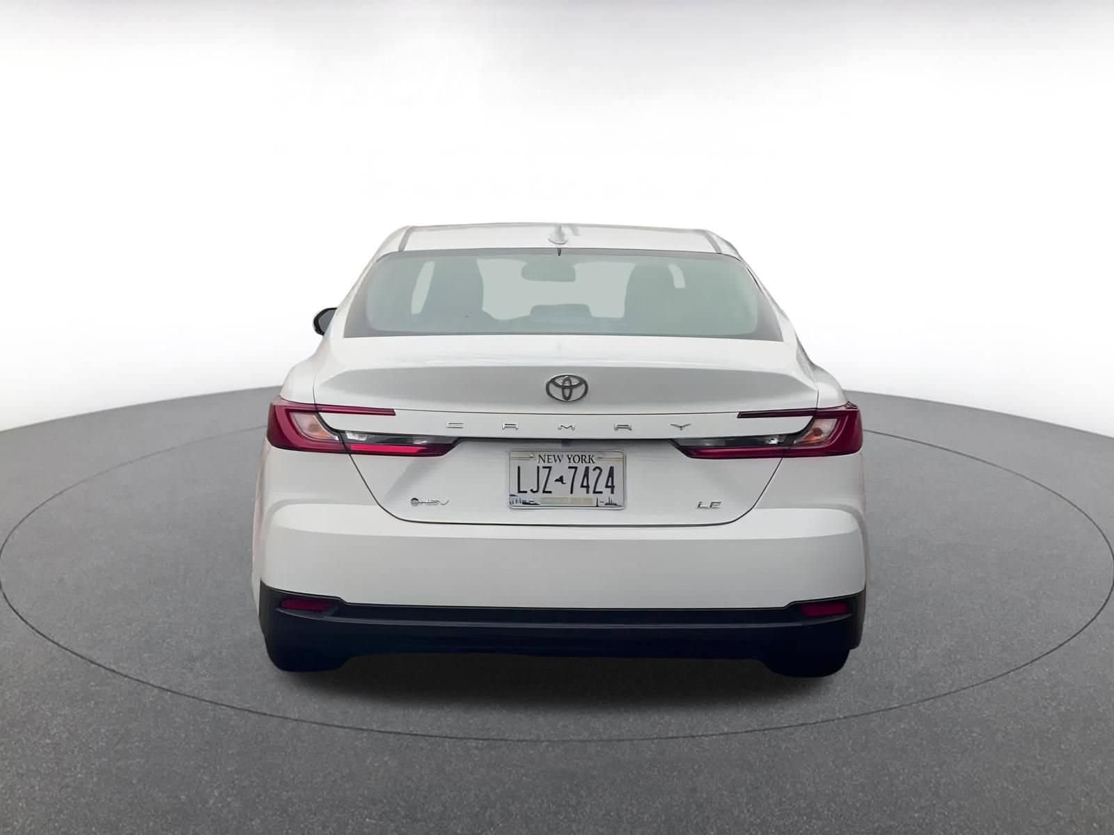 Thumbnail: 2025 Toyota Camry - 12