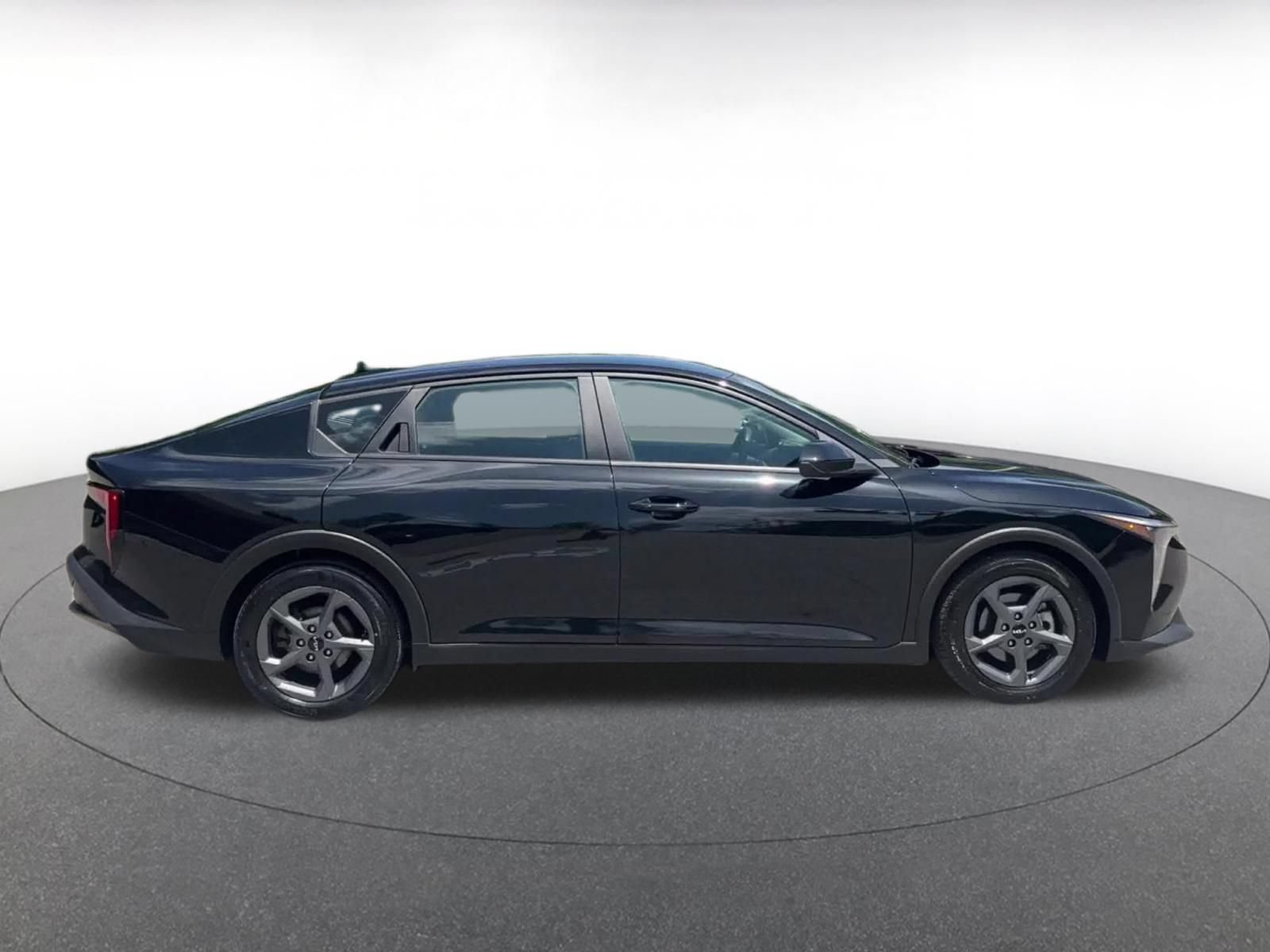 Thumbnail: 2025 Kia K4 - 17