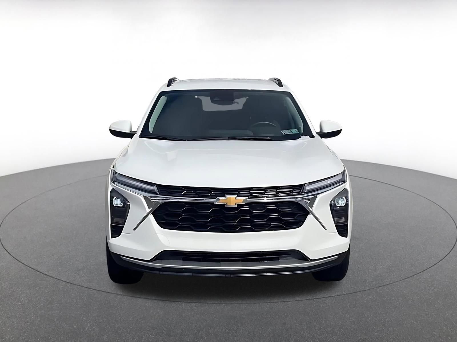 Thumbnail: 2025 Chevrolet Trax - 4