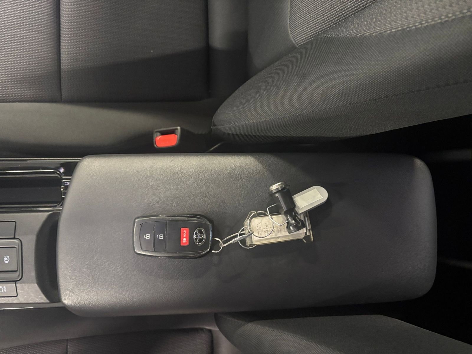 Thumbnail: 2025 Toyota Prius - 22