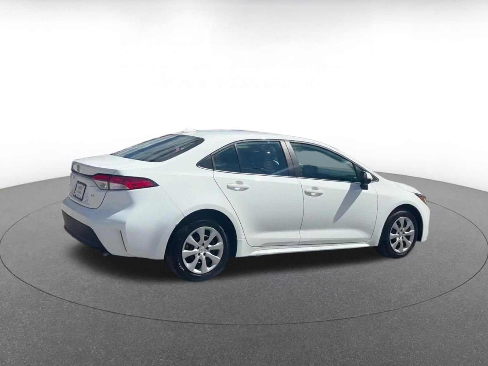 Thumbnail: 2025 Toyota Corolla - 15