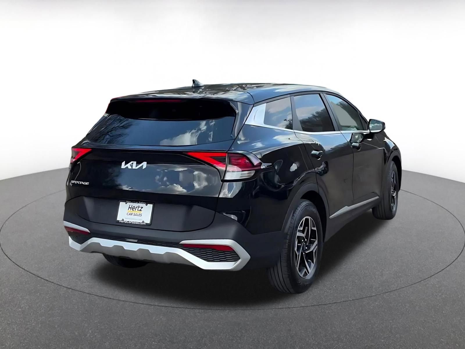 Thumbnail: 2025 Kia Sportage - 14