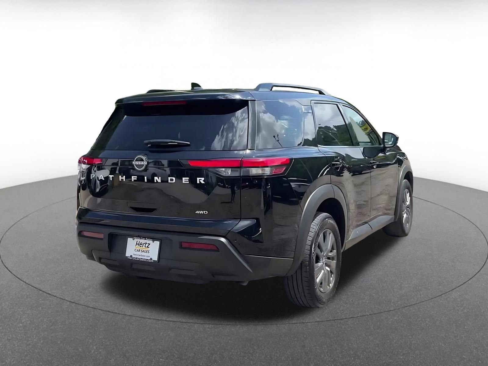 Thumbnail: 2025 Nissan Pathfinder - 15