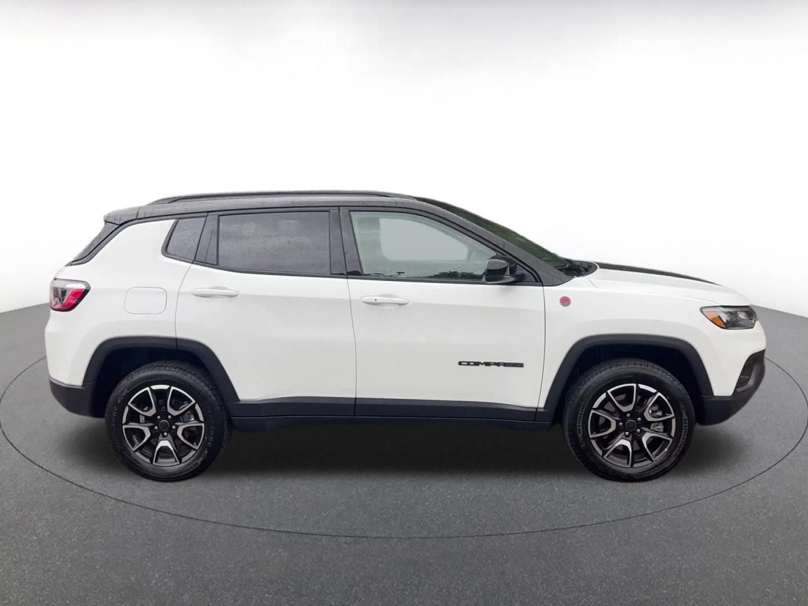 Thumbnail: 2025 Jeep Compass - 16