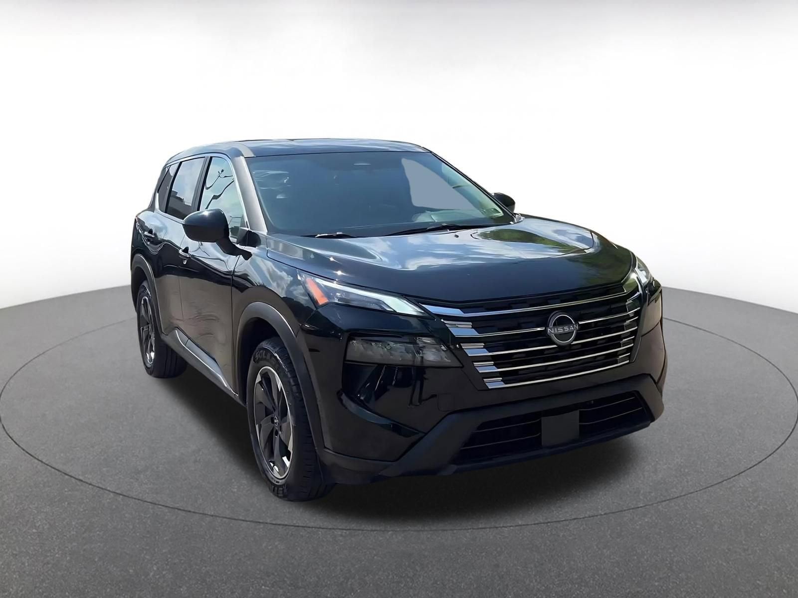 Thumbnail: 2025 Nissan Rogue - 3