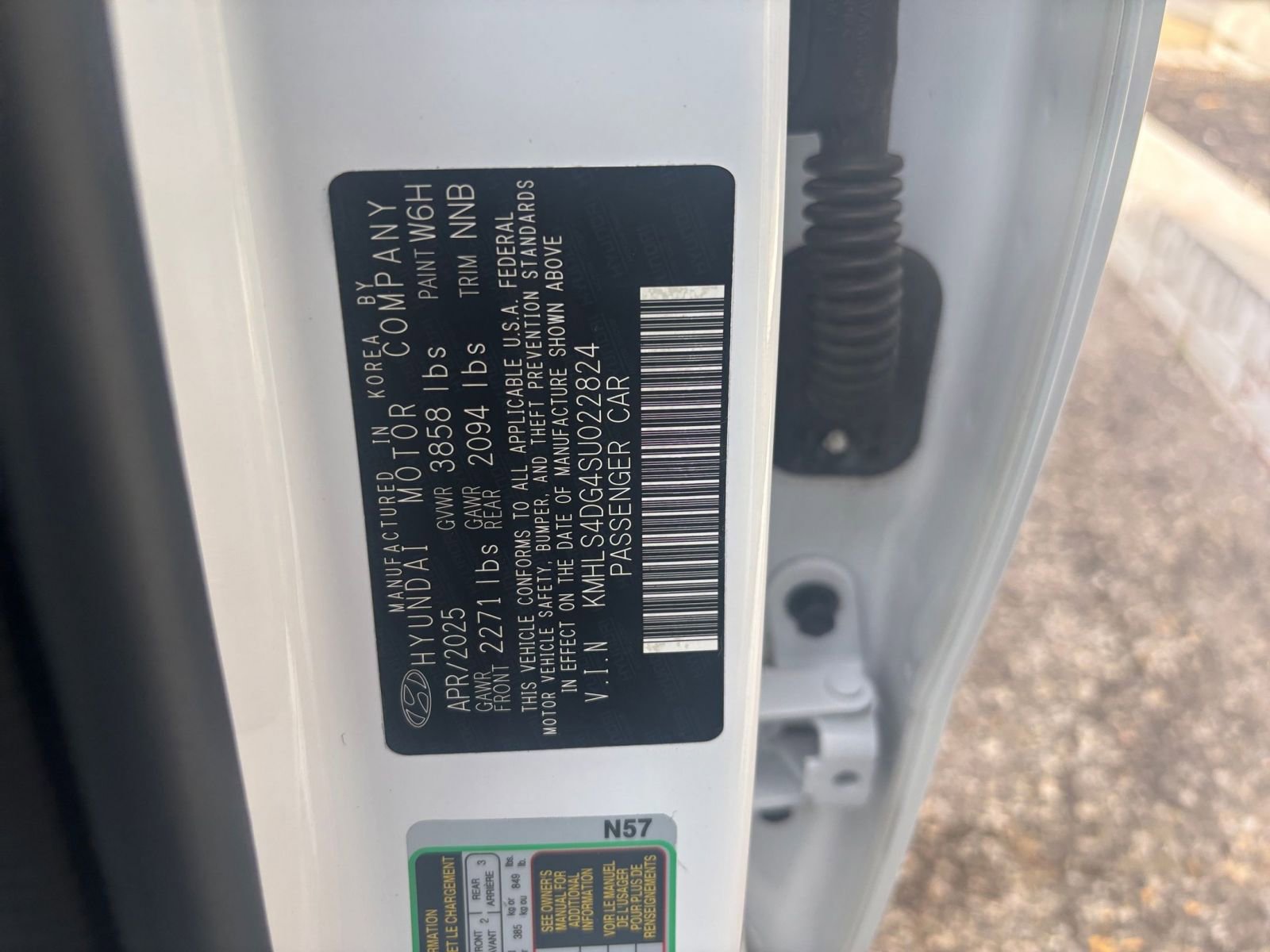 Thumbnail: 2025 Hyundai Elantra - 30