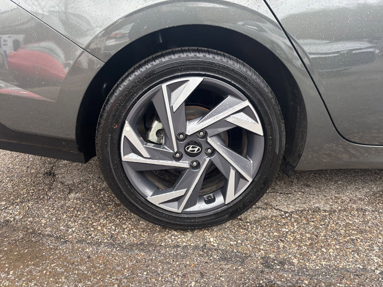 Thumbnail: 2025 Hyundai Elantra - 31