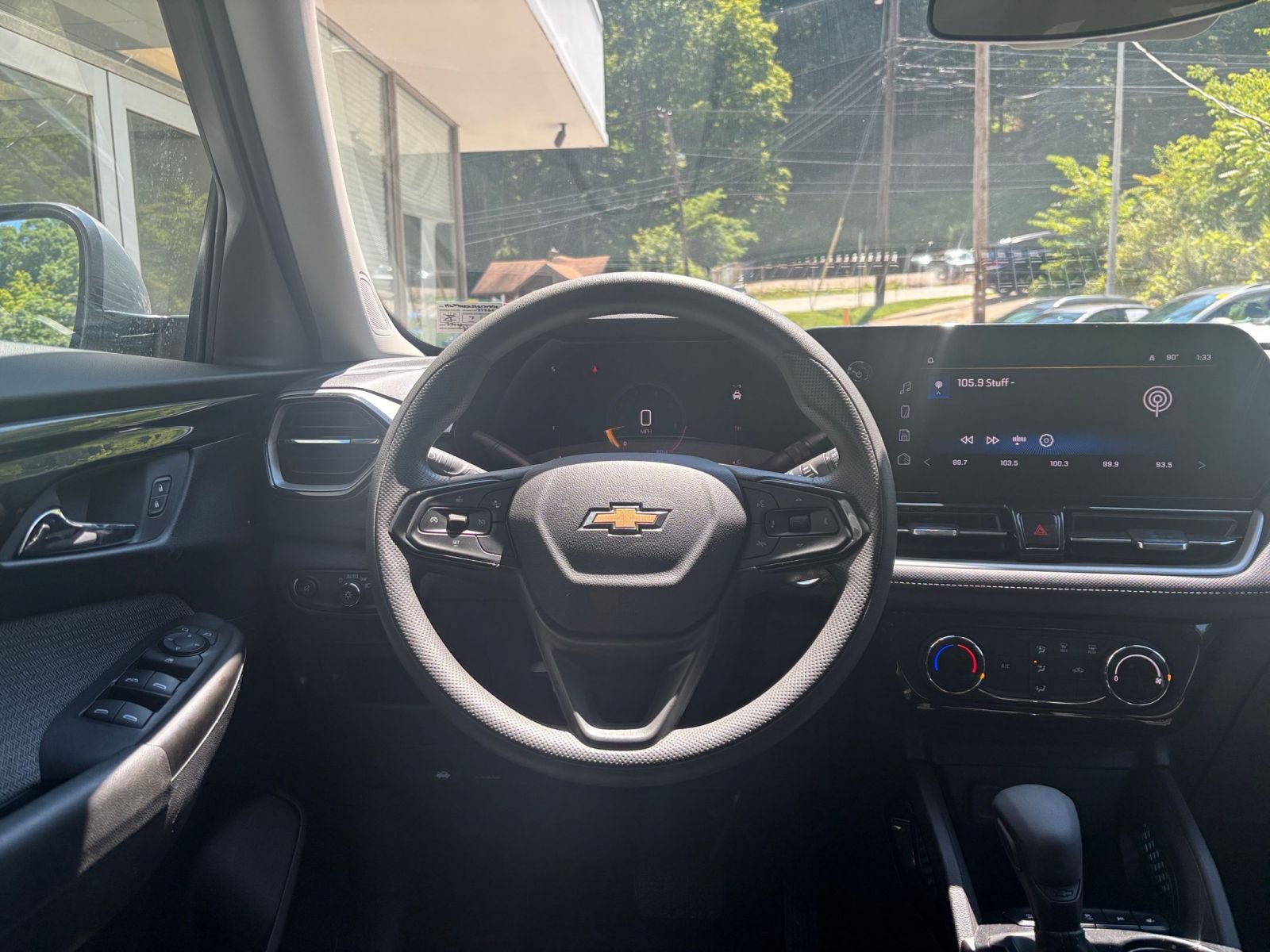 Thumbnail: 2025 Chevrolet TrailBlazer - 28