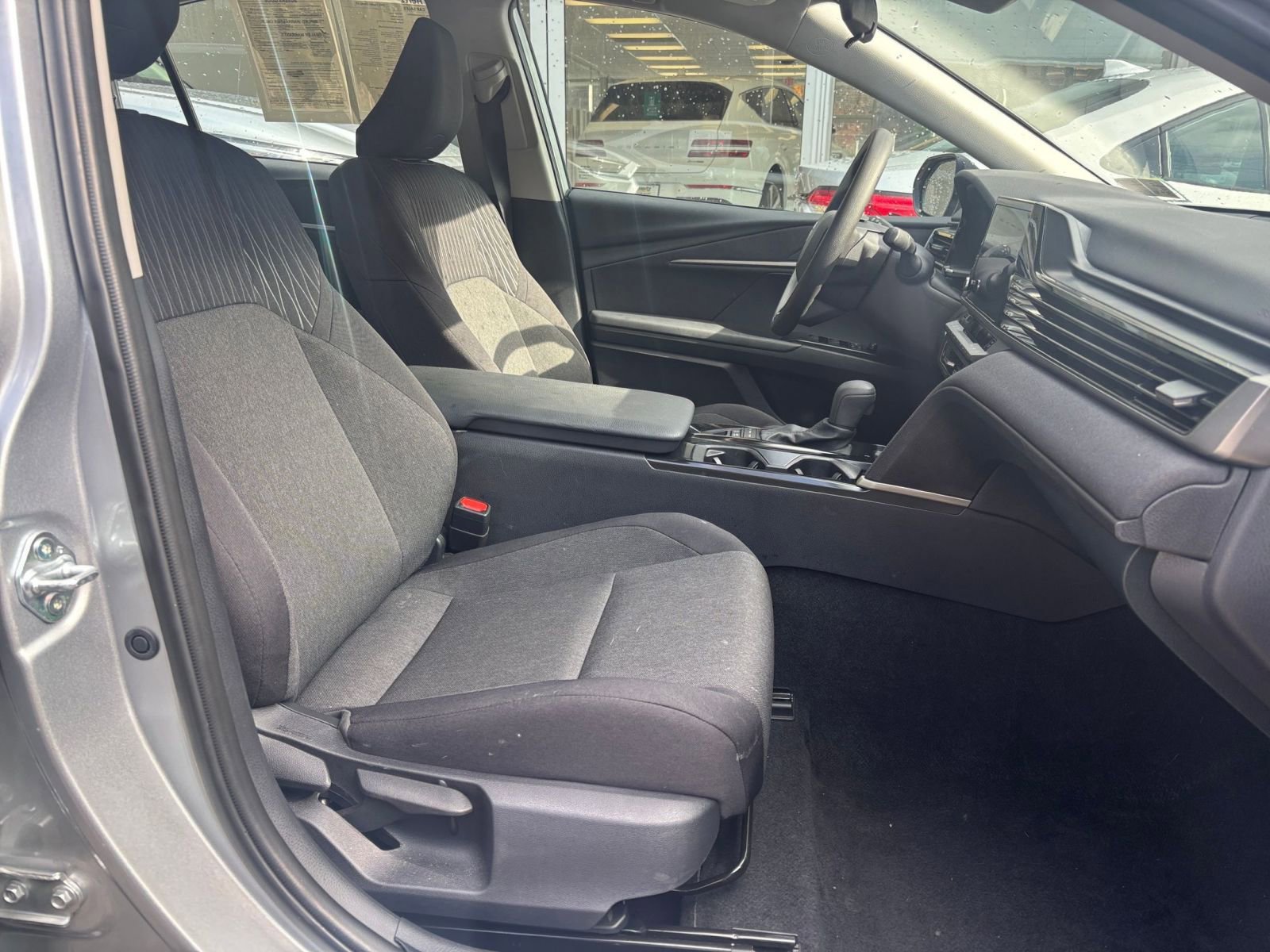 Thumbnail: 2025 Toyota Camry - 25