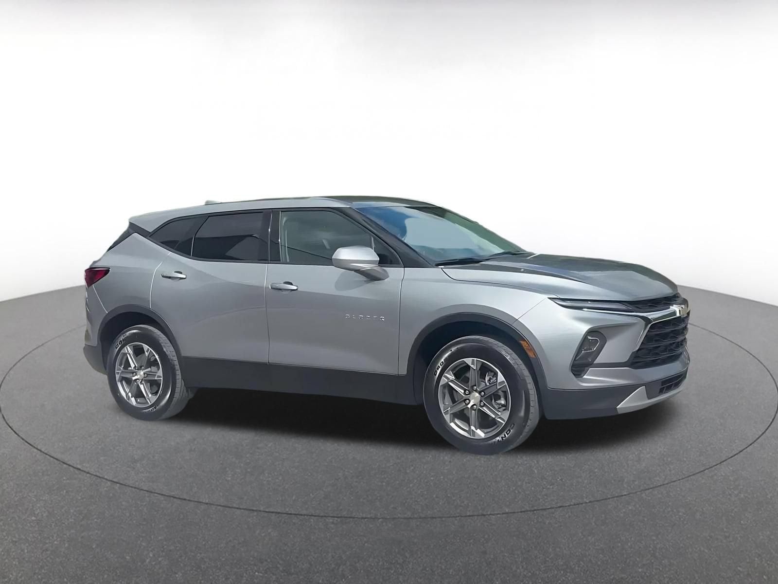 Thumbnail: 2026 Chevrolet Blazer - 2