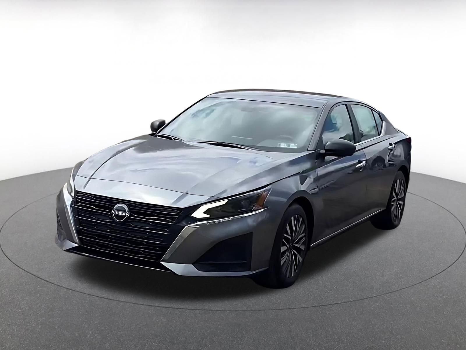 Thumbnail: 2025 Nissan Altima - 7