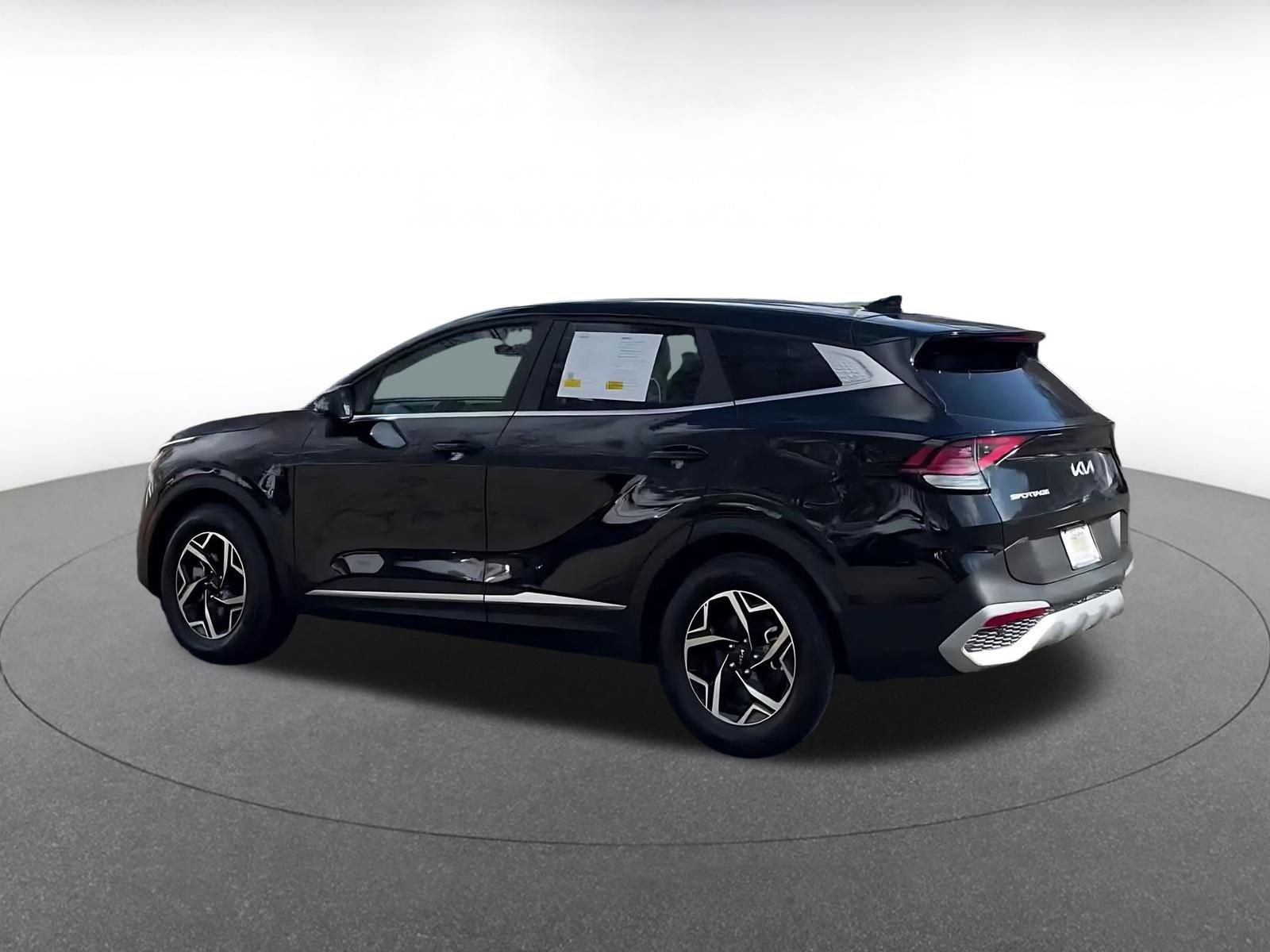 Thumbnail: 2025 Kia Sportage - 10