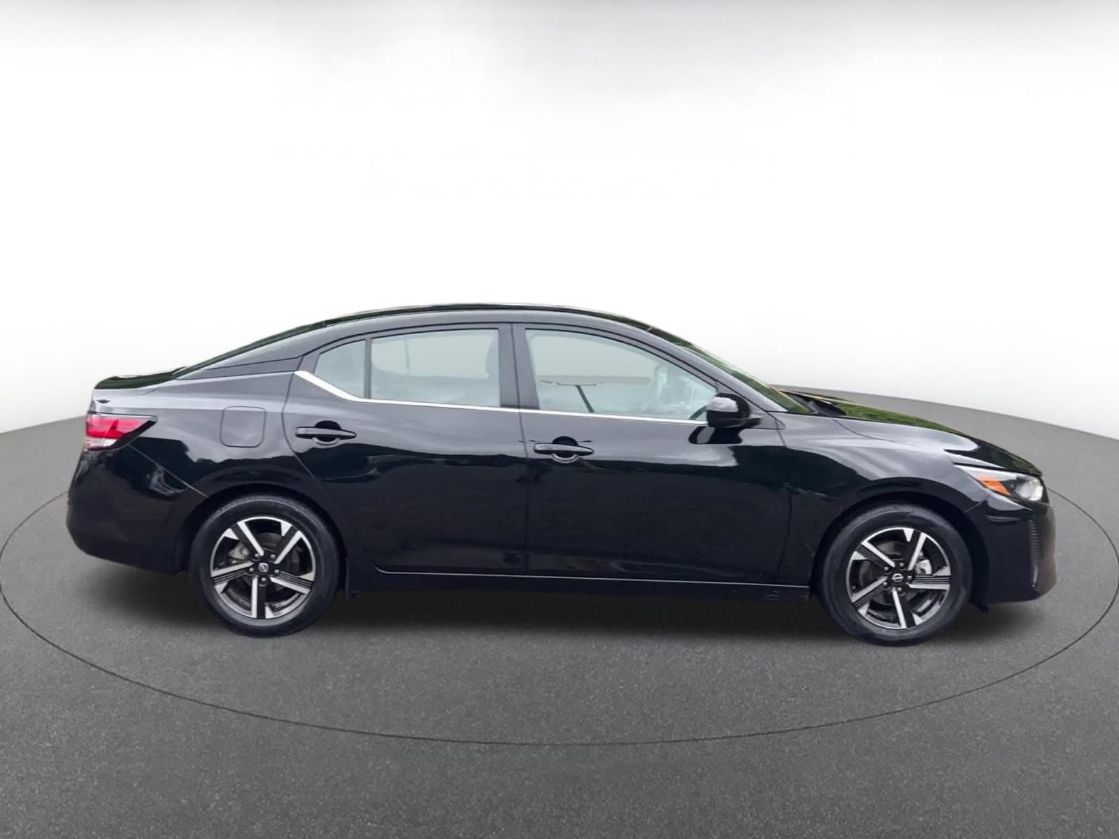 Thumbnail: 2025 Nissan Sentra - 16