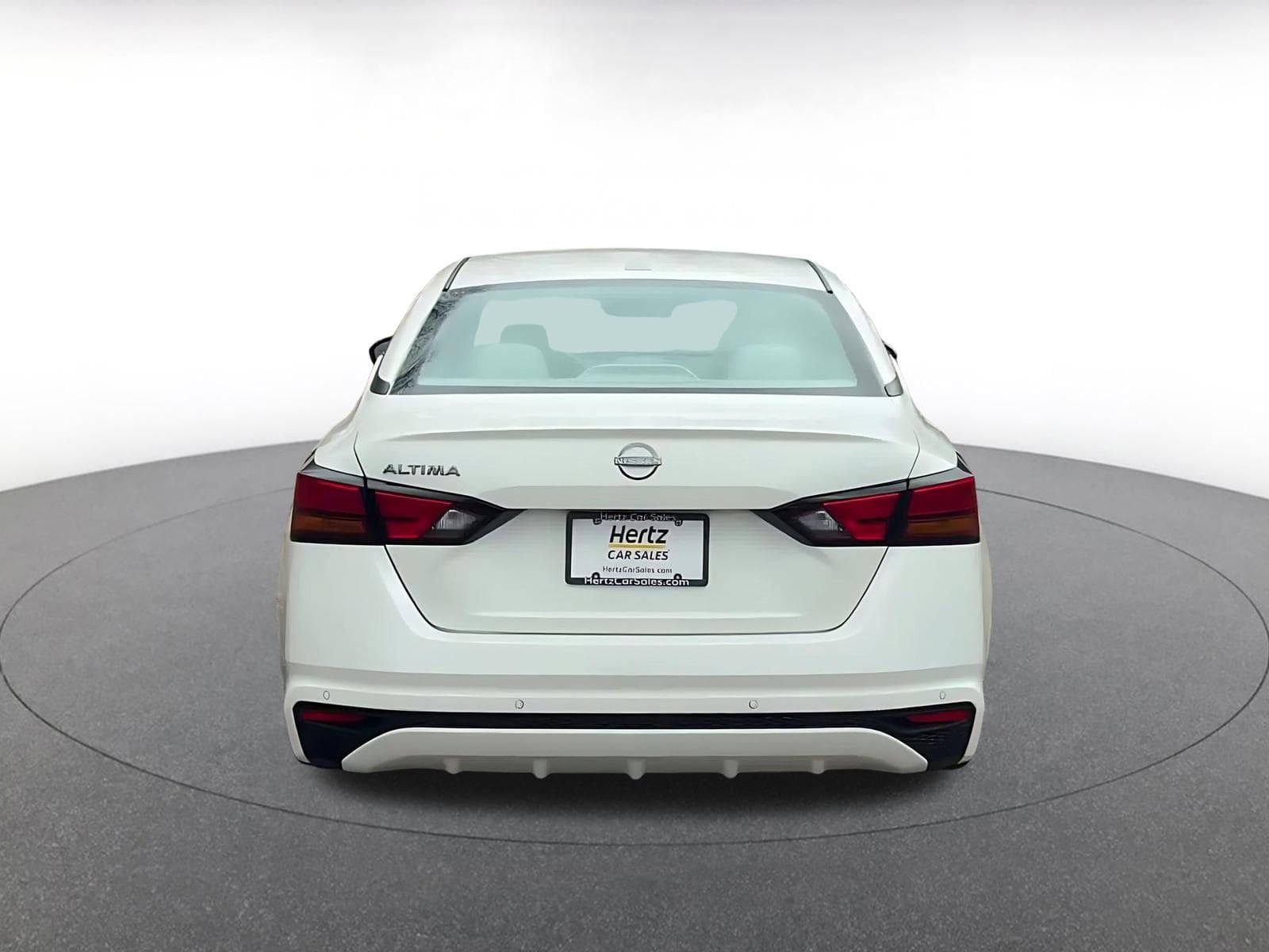 Thumbnail: 2025 Nissan Altima - 12