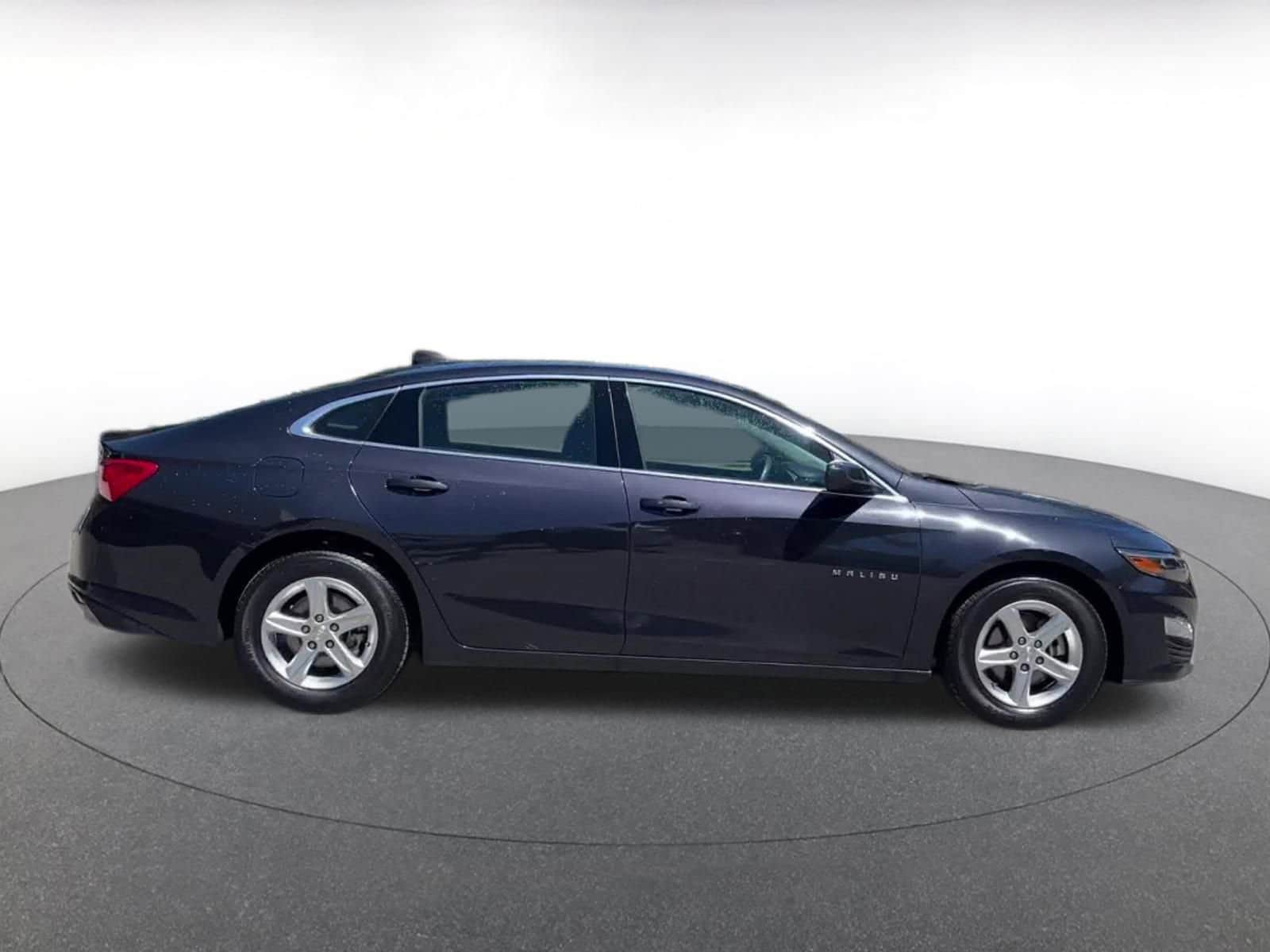 Thumbnail: 2023 Chevrolet Malibu - 16