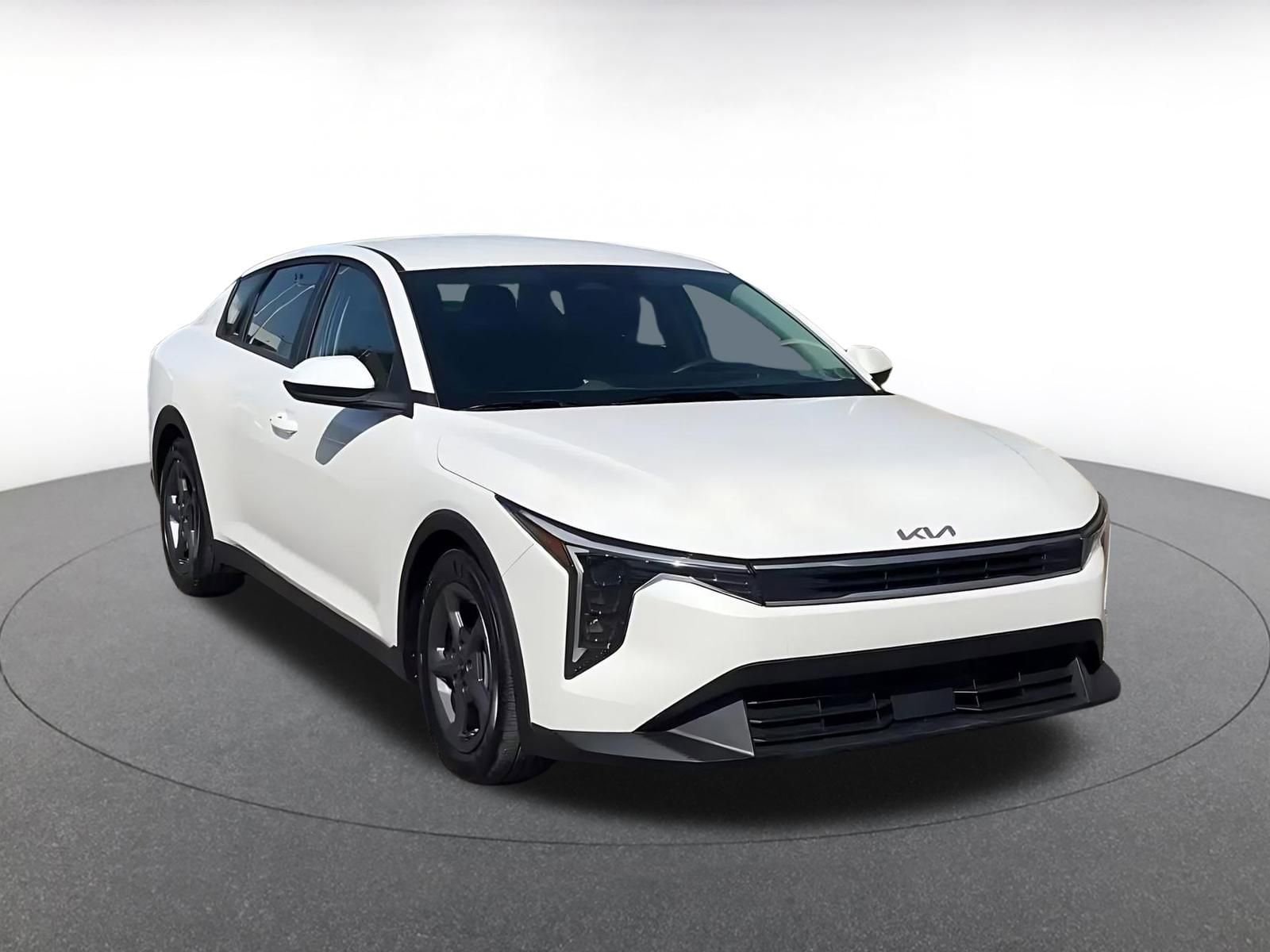 Thumbnail: 2025 Kia K4 - 3