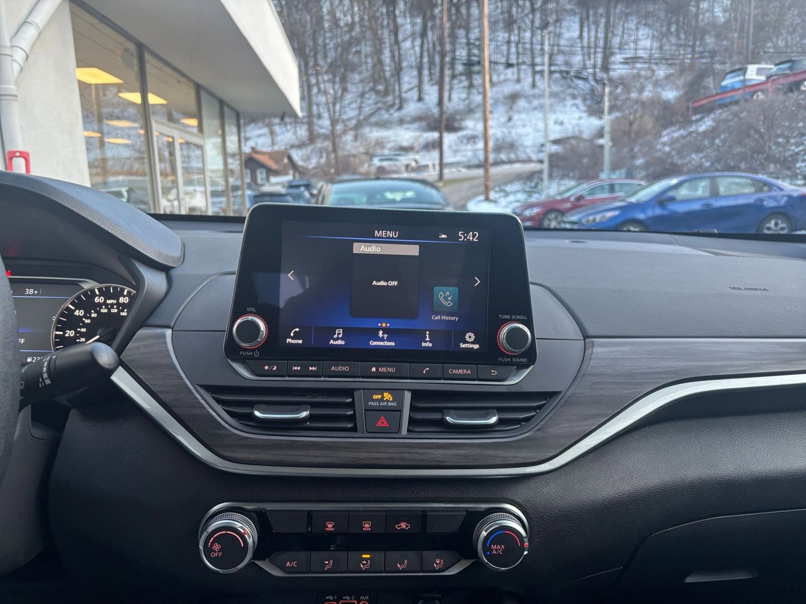 Thumbnail: 2025 Nissan Altima - 17