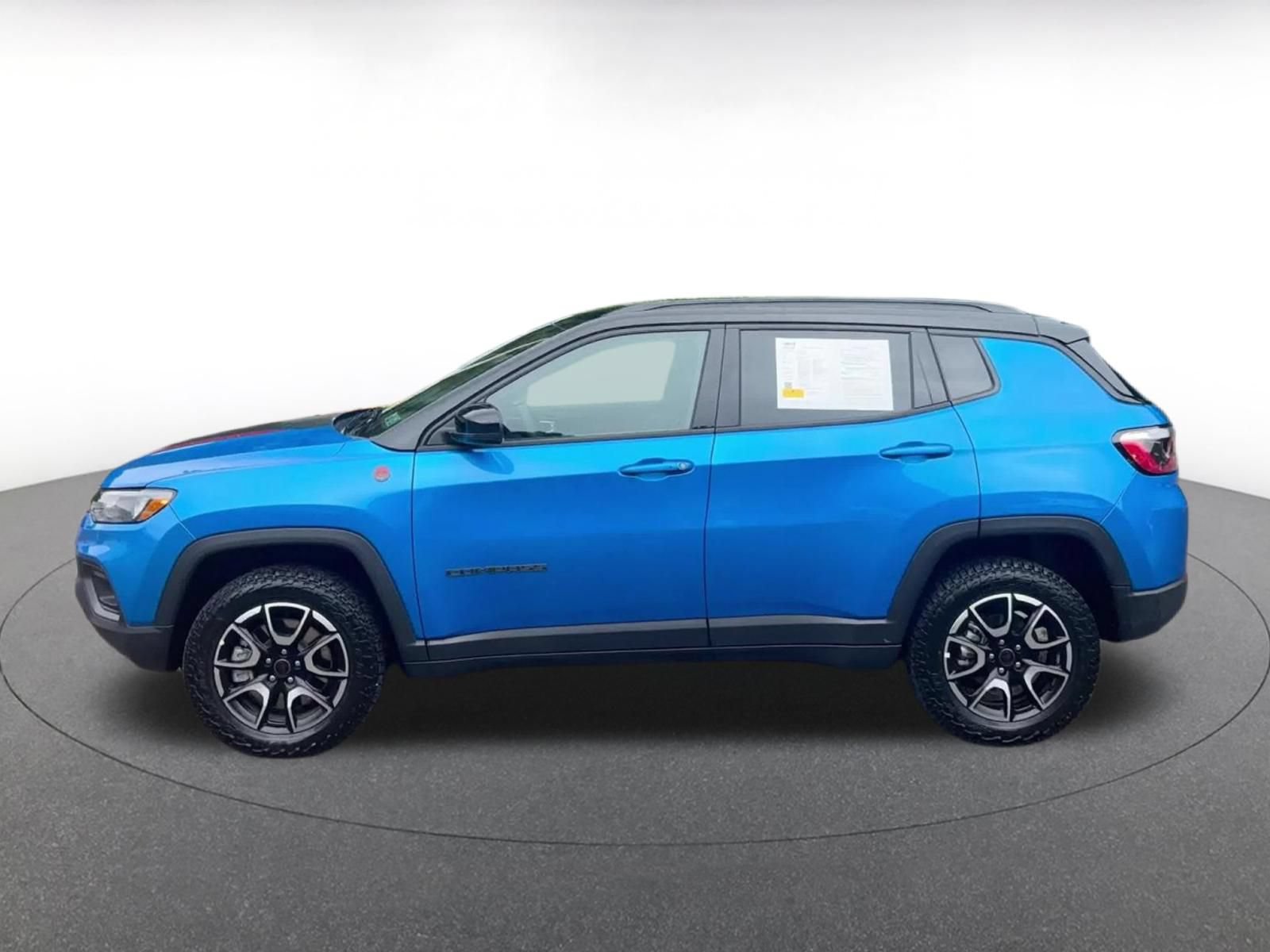Thumbnail: 2025 Jeep Compass - 10