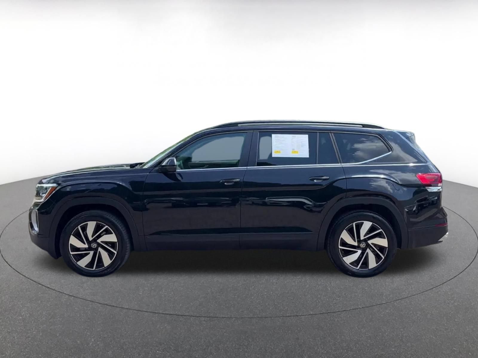 Thumbnail: 2026 Volkswagen Atlas - 9