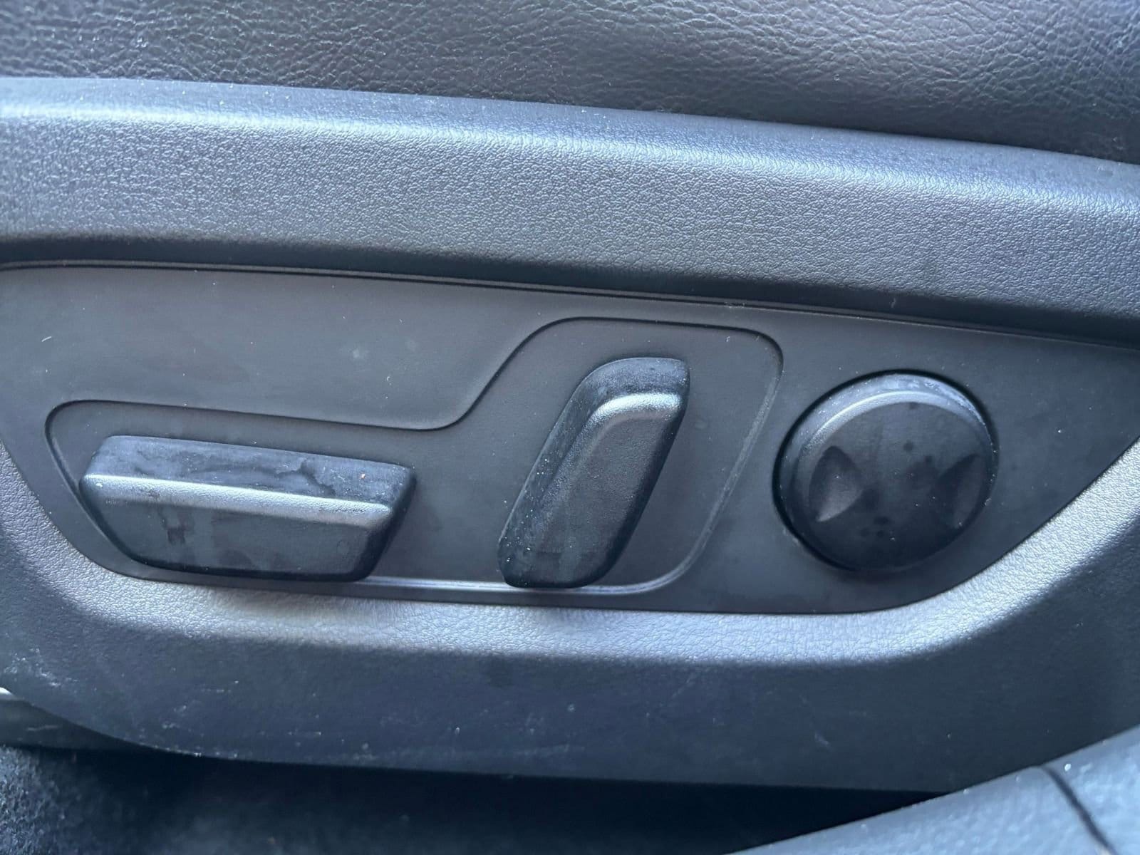 Thumbnail: 2025 Mazda CX-50 - 22