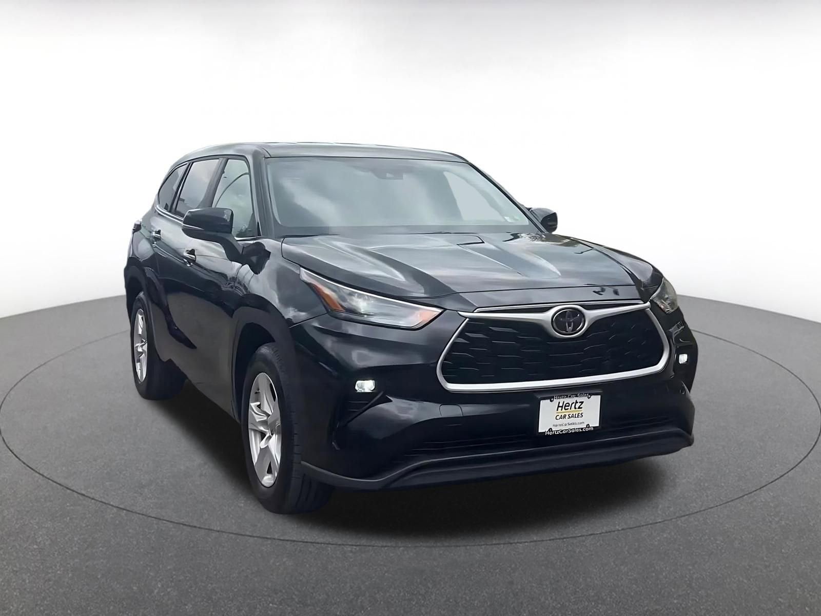 Thumbnail: 2025 Toyota Highlander - 3