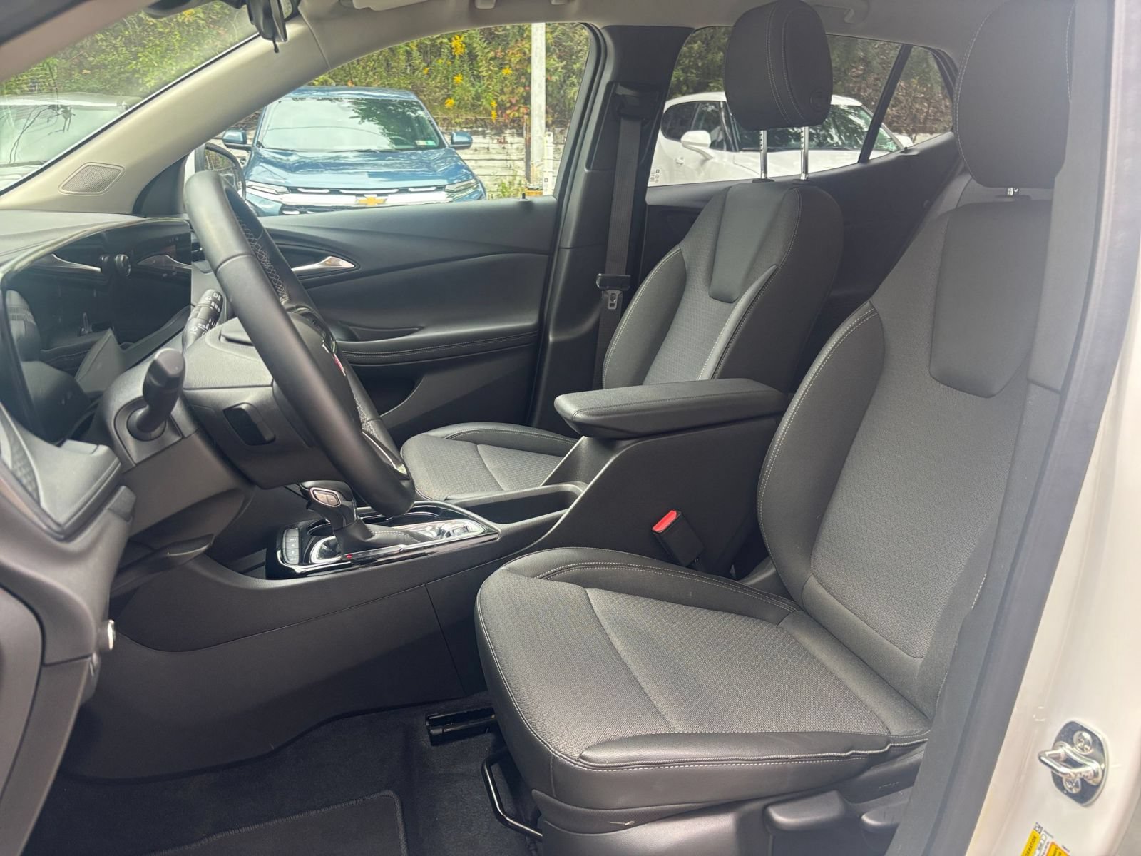 Thumbnail: 2026 Buick Encore GX - 34