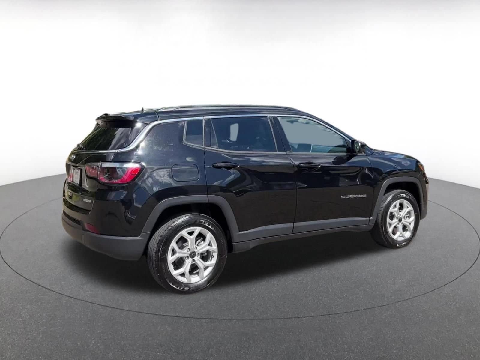 Thumbnail: 2025 Jeep Compass - 14