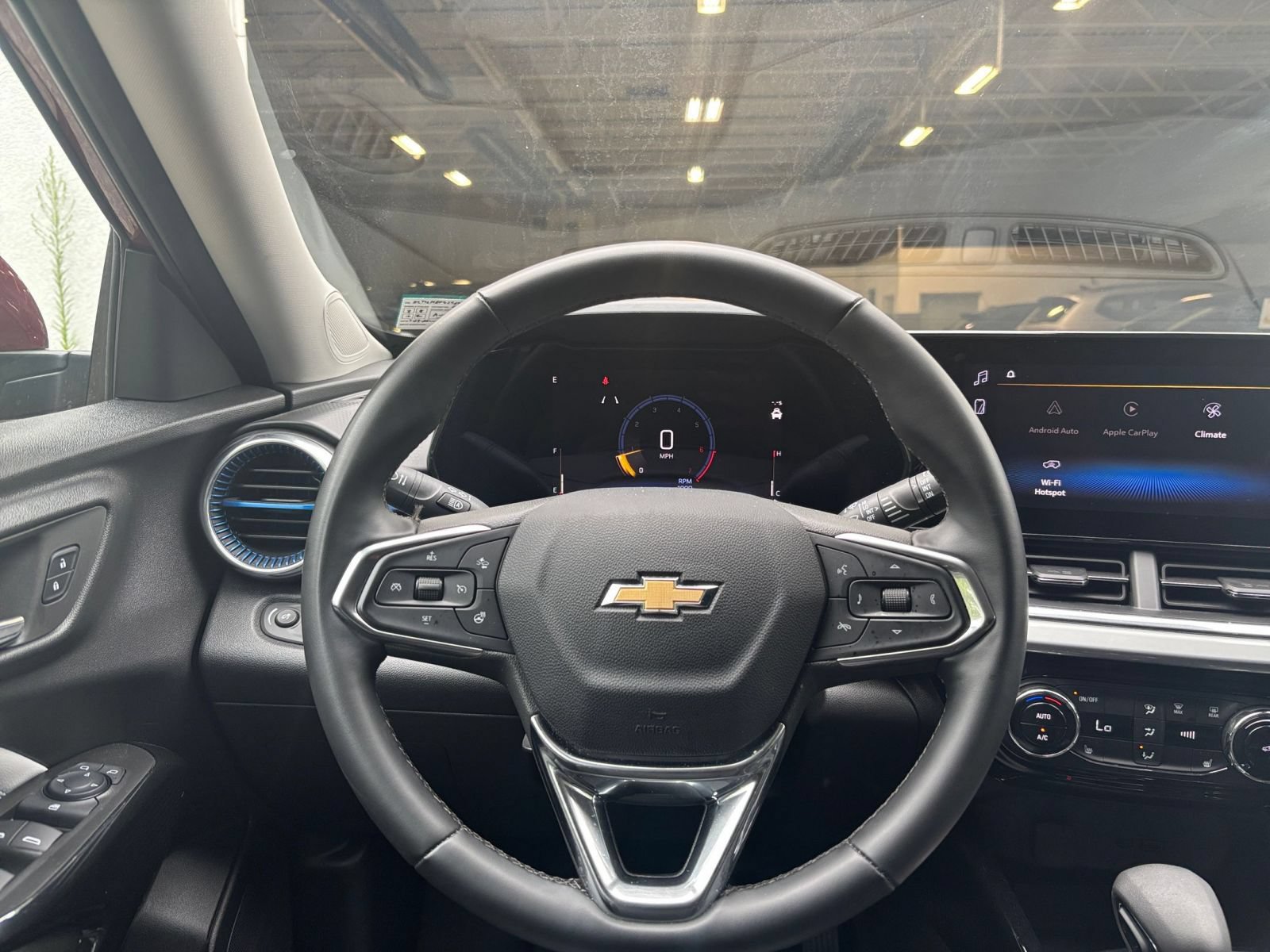 Thumbnail: 2025 Chevrolet Trax - 29