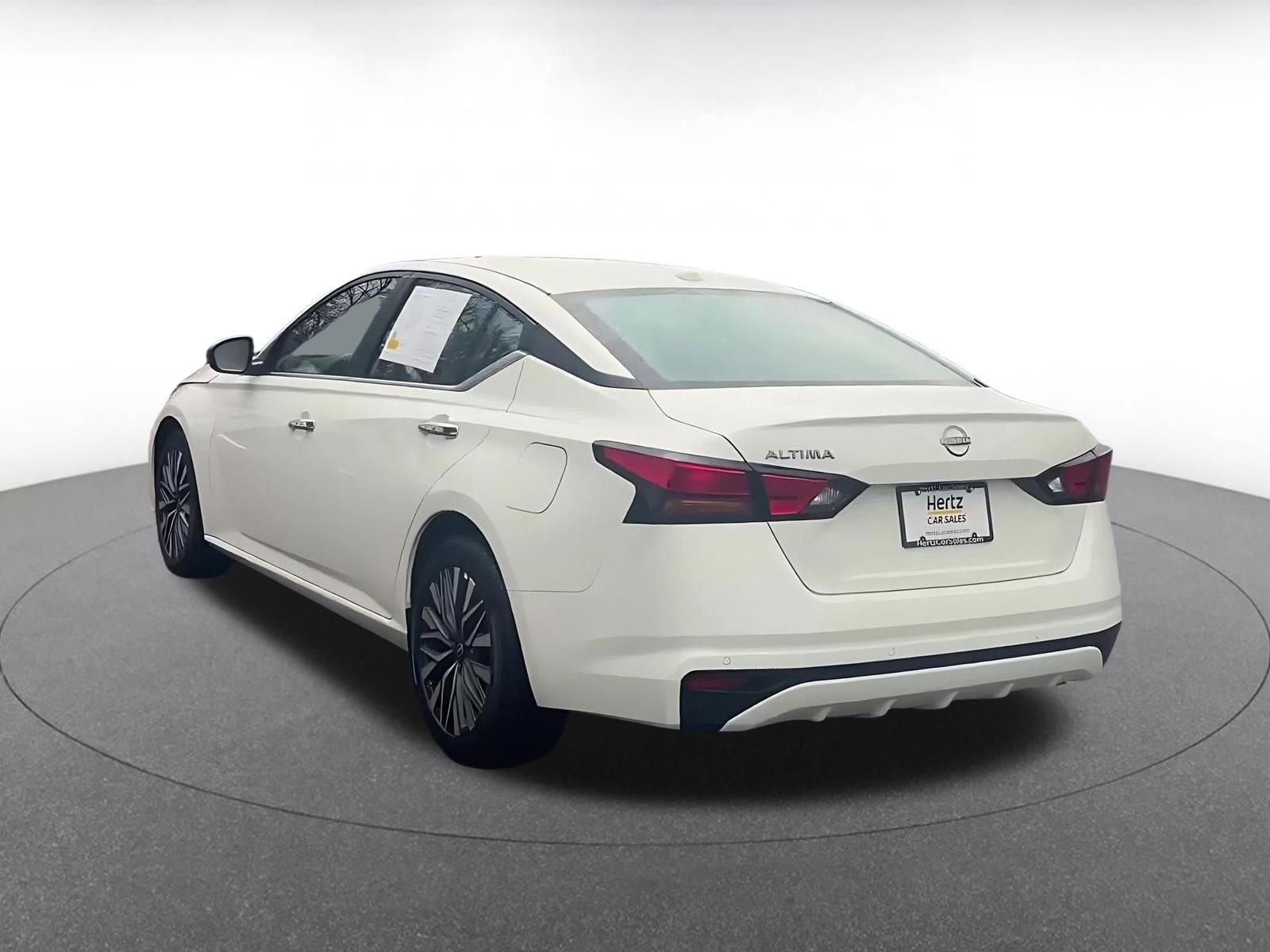 Thumbnail: 2025 Nissan Altima - 11