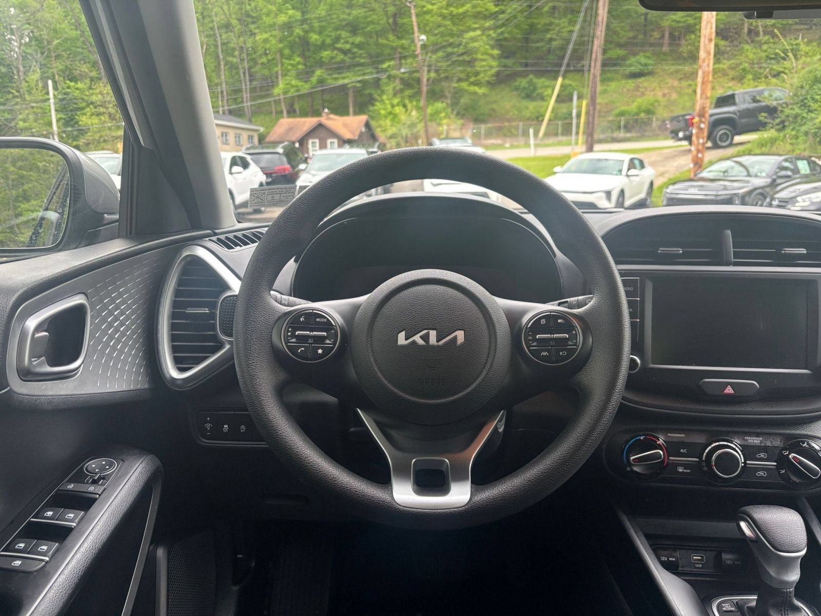 Thumbnail: 2025 Kia Soul - 32